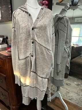 Great loose comfy layer !